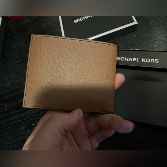 Michael Kors Jetset Bifold Men’s Wallet NWT - Picture 6 of 7